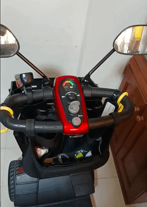Don’t Get Stranded: A Guide to Recognizing and Preventing Low Battery Symptoms in Your Mobility Scooter